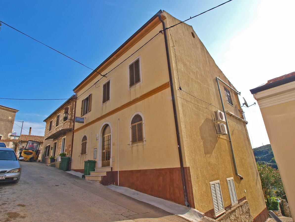Apartments Danica 271 Vrsar Buitenkant foto