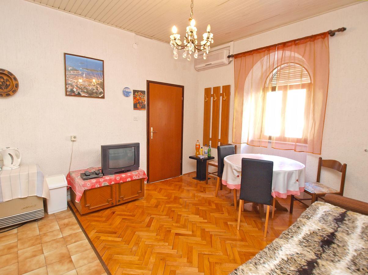 Apartments Danica 271 Vrsar Buitenkant foto